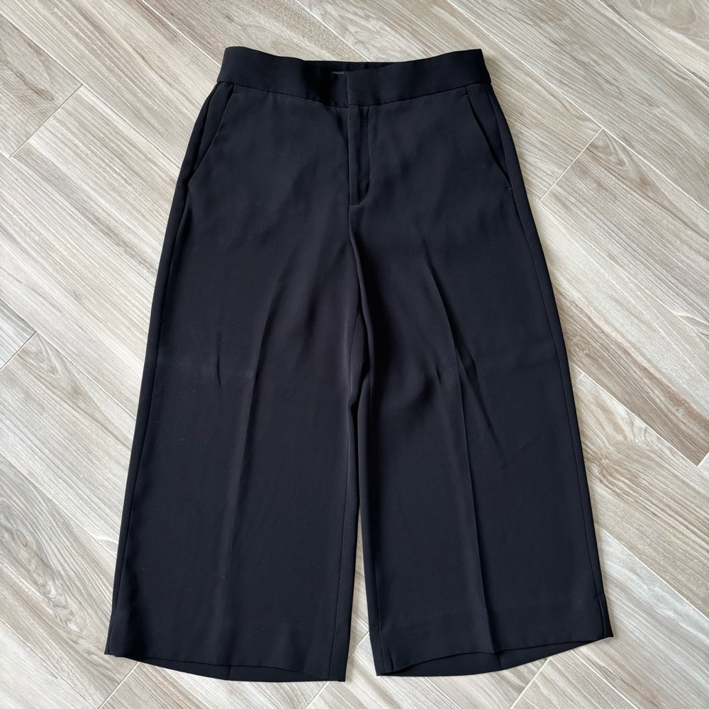 Banana Republic Elegant High-Rise Wide Leg Cropped Black Pant